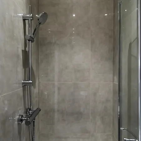 En-Suite Studio Rooms In London Near Wembley Stadium Exterior photo