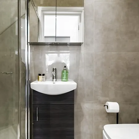 En-Suite Studio Rooms In London Near Wembley Stadium Exterior photo