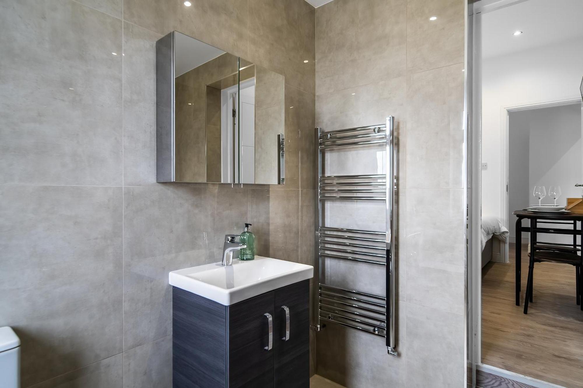 En-suite In Near Wembley Stadium Appartamento *